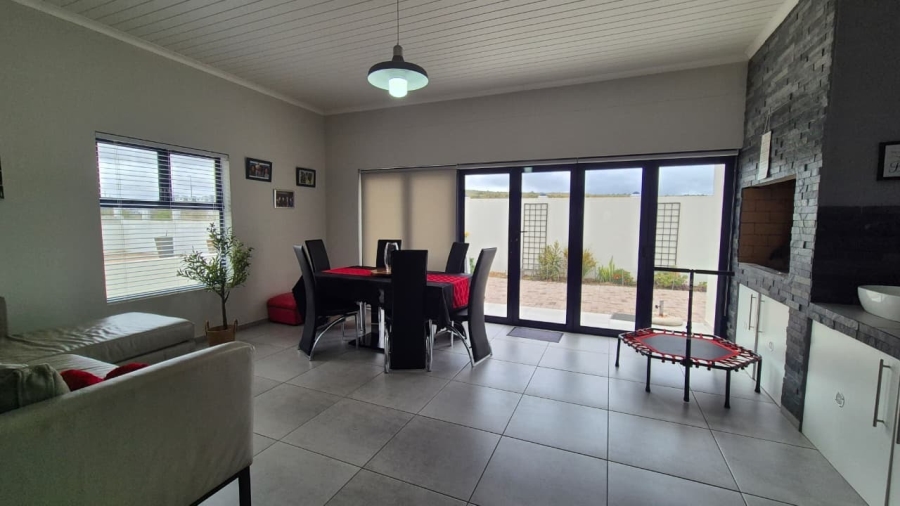 4 Bedroom Property for Sale in Blue Lagoon Western Cape